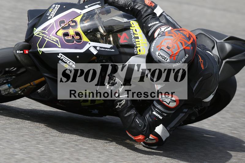 /10 20.04.2026  Pluess Moto Sport ADR/Freies Fahren/33